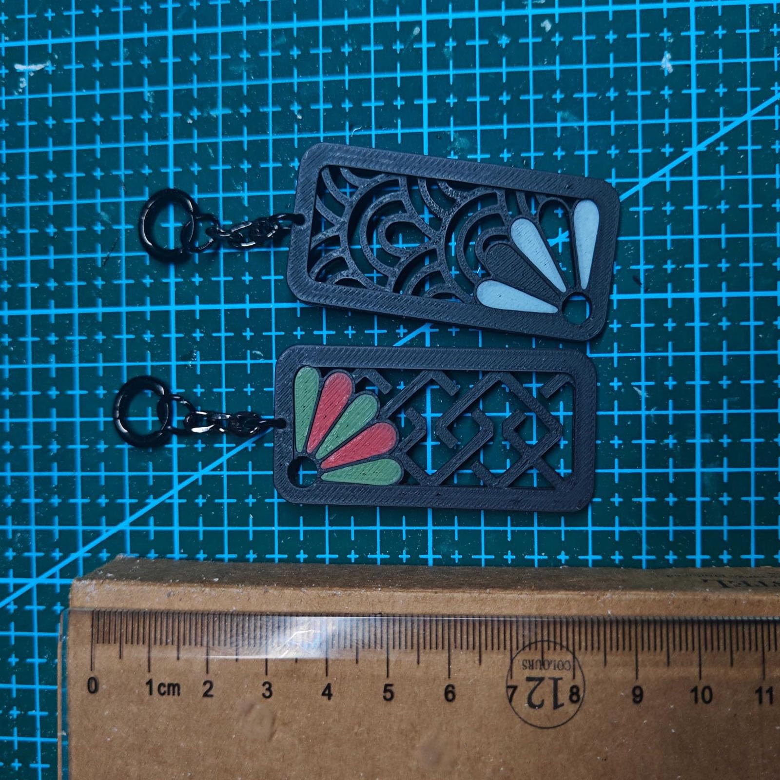 正規品 ガールズバンドクライ 井芹仁菜 イヤリング ピアス 海外限定 新品 正規品 ガールズバンドクライ 井芹仁菜 イヤリング ピアス 海外